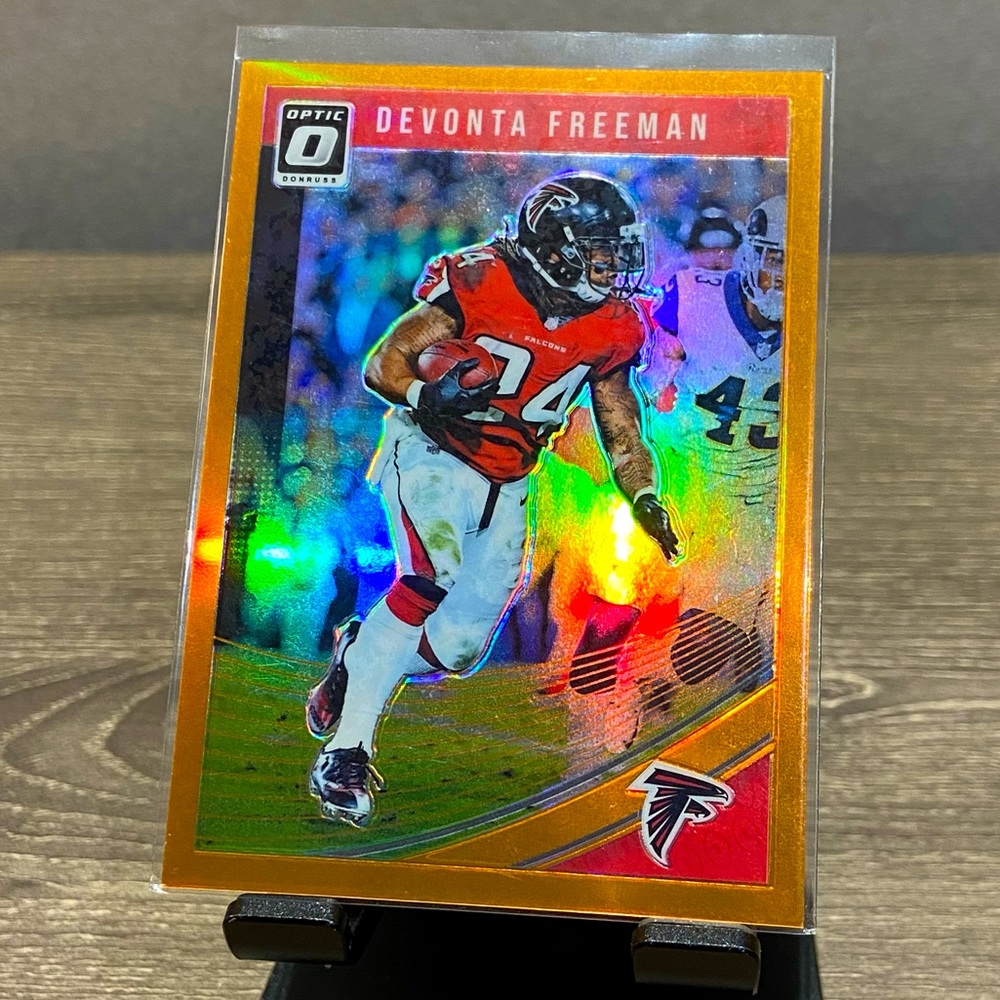 2018 DEVONTA FREEMAN Numbered /199 Orange Optic Falcons Football Card #6